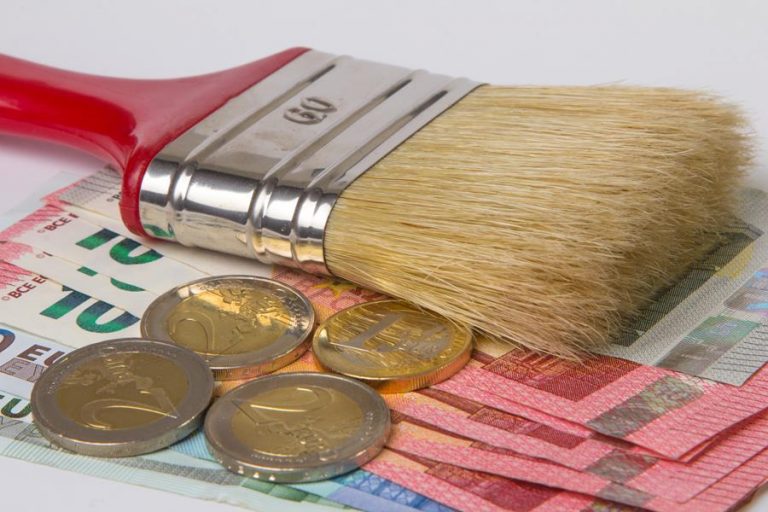 Was Kostet Ein Maler Schwarz Pro Stunde Malerkosten & -Preise im Überblick | easyMaler.de